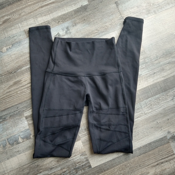 Lululemon Wunder Under Tech Mesh Black Leggings - Picture 8 of 16